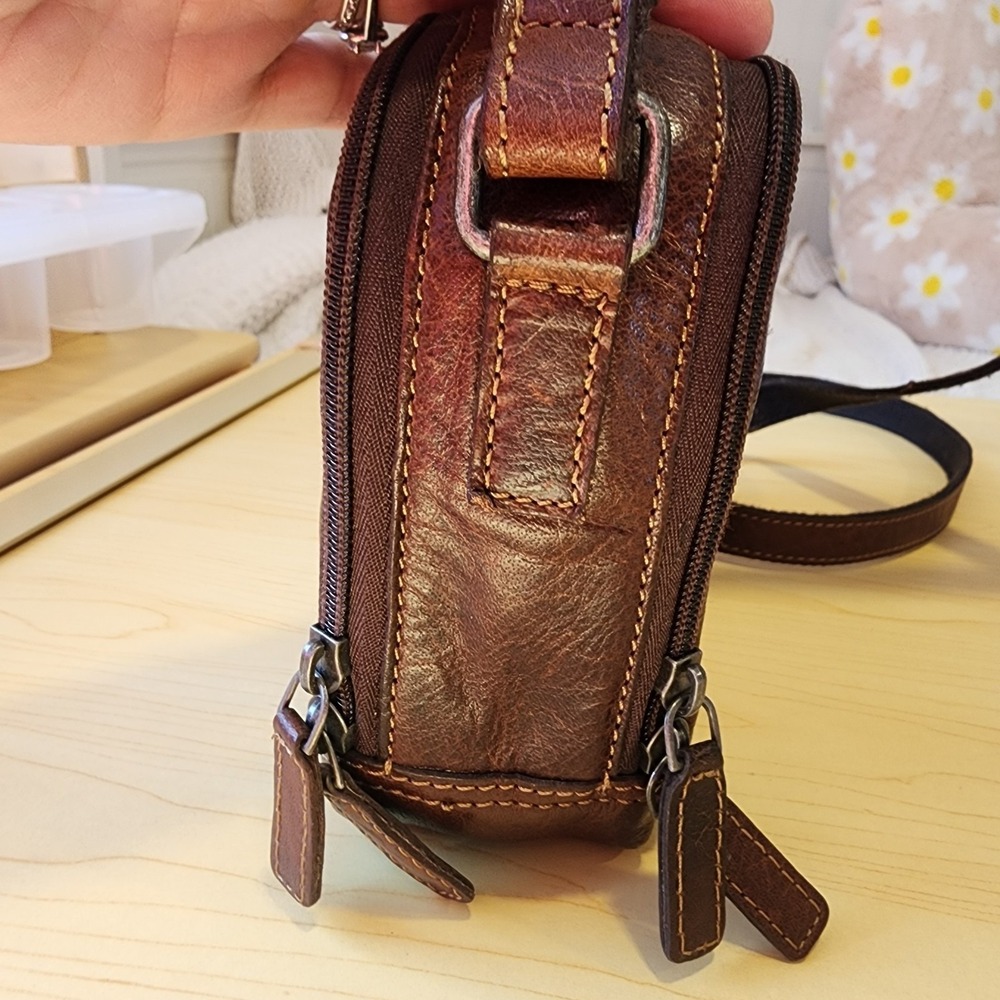 Jack Georges American Voyager Double Zippered Crossbody Brown Leather Bag  EUC - Picture 3 of 10